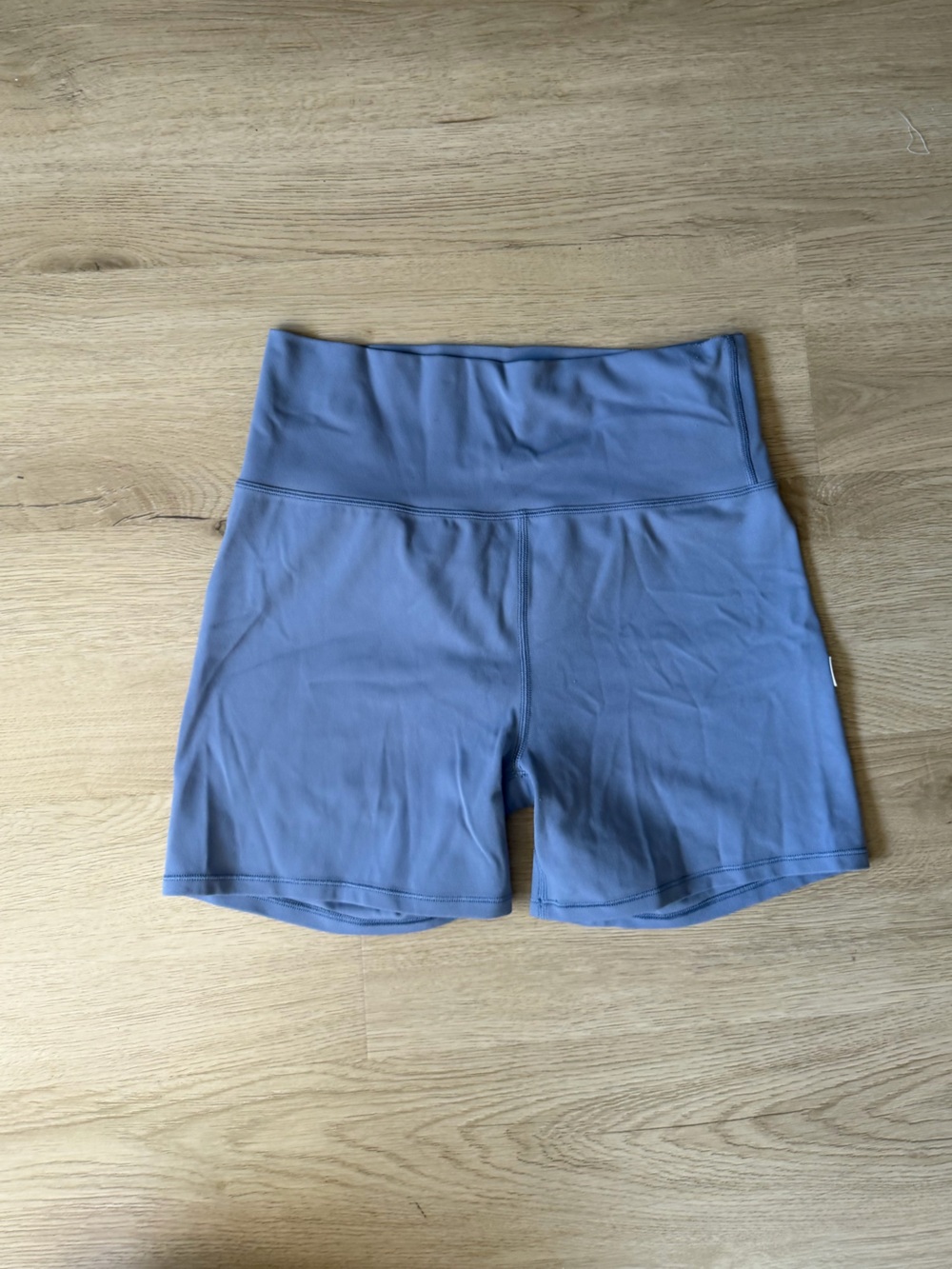 Vuori all the feels biker shorts